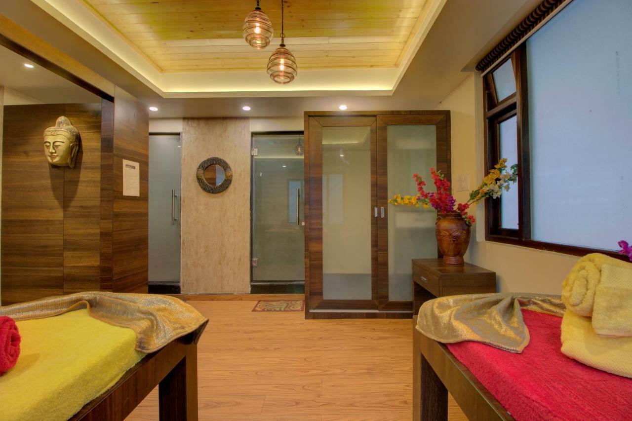 Maplewood Hotel & Spa Gangtok Buitenkant foto