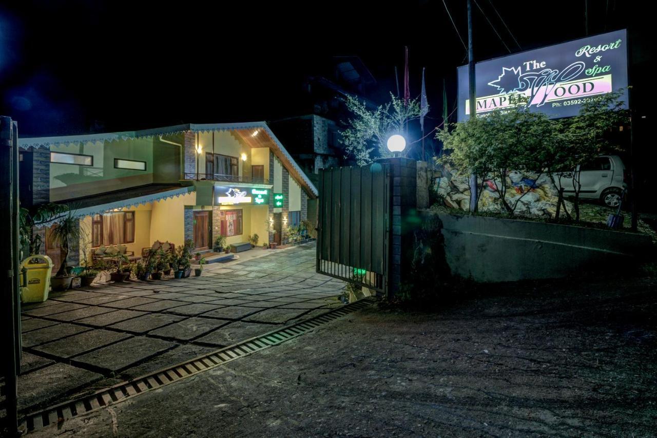 Maplewood Hotel & Spa Gangtok Buitenkant foto